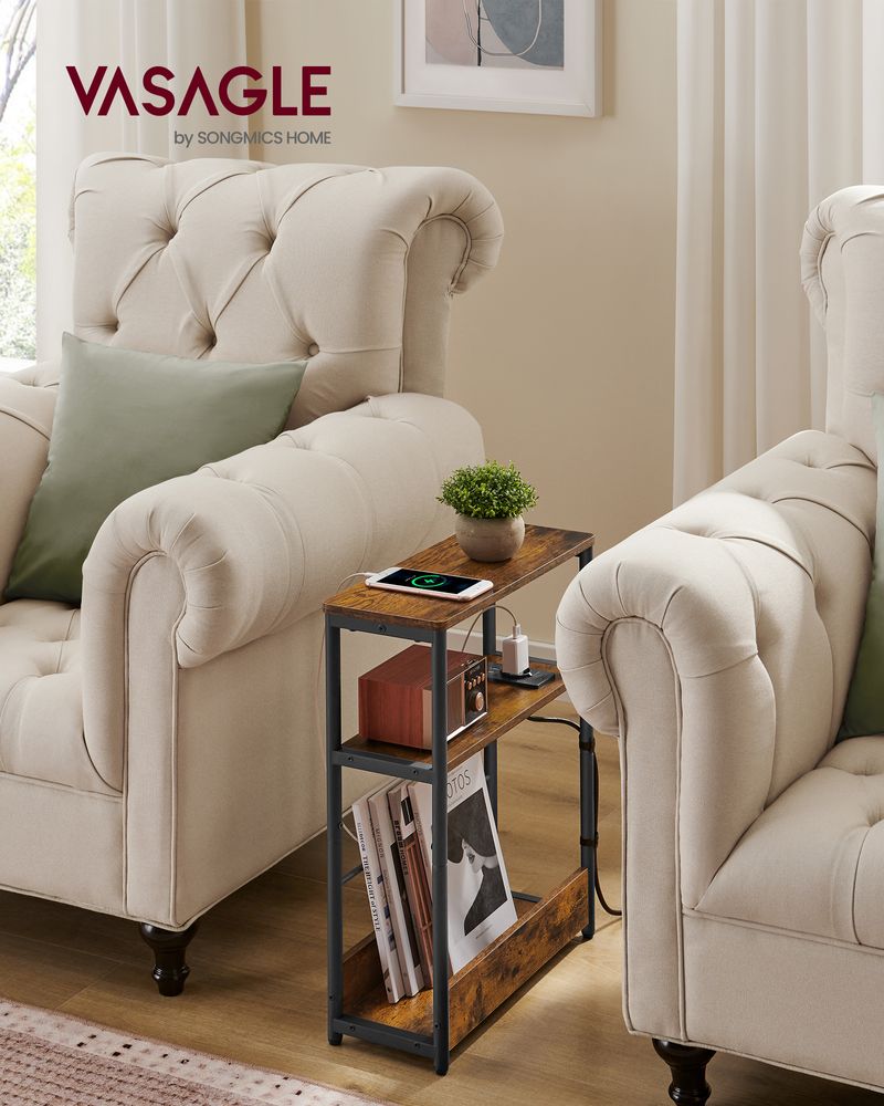 Vasagle Στενό Βοηθητικό Τραπεζάκι με Ενσωματωμένο Πολύπριζο με 1 Θύρα AC και 2 Θύρες USB - Vintage Brown / Ink Black - LET335K02V1