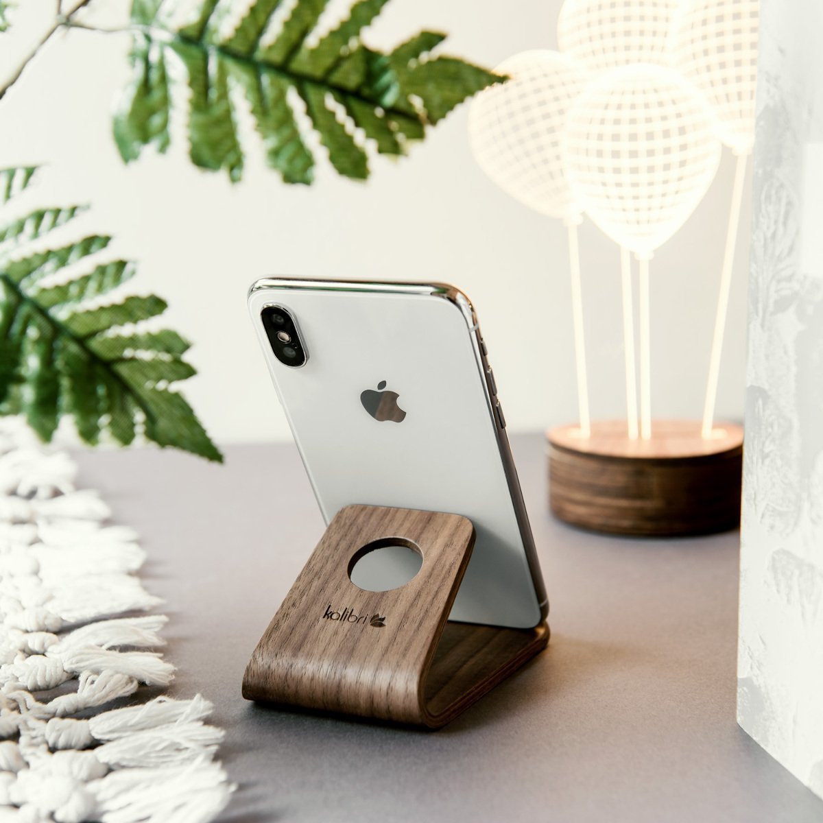 Kalibri Wooden Mobile Stand Βάση Στήριξης Κινητών από Φυσικό Ξύλο - Dark Brown - 34561.18