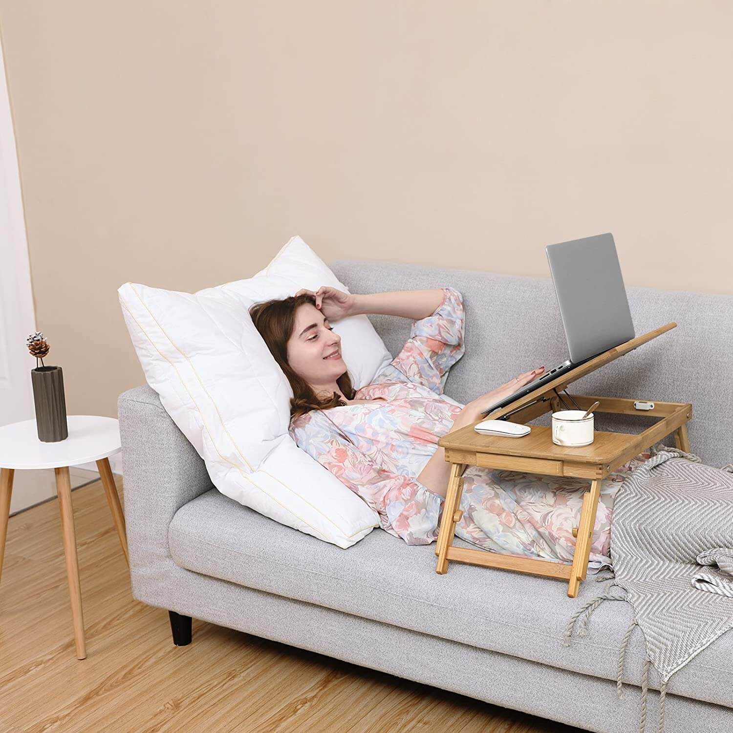 Songmics Τραπεζάκι για Φορητό Υπολογιστή με Πτυσσόμενη Βάση - Natural - LLD002