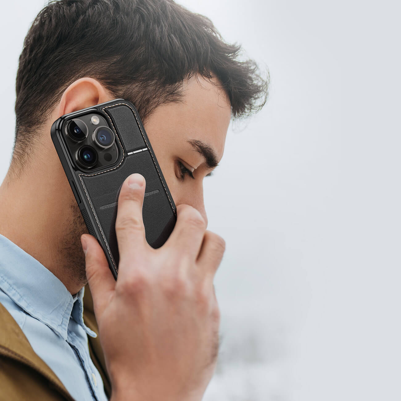 Dux Ducis iPhone 15 Pro Rafi Mag Anti - RFID 3in1 Θήκη με Υποδοχή για Κάρτες / Stand και MagSafe - Black