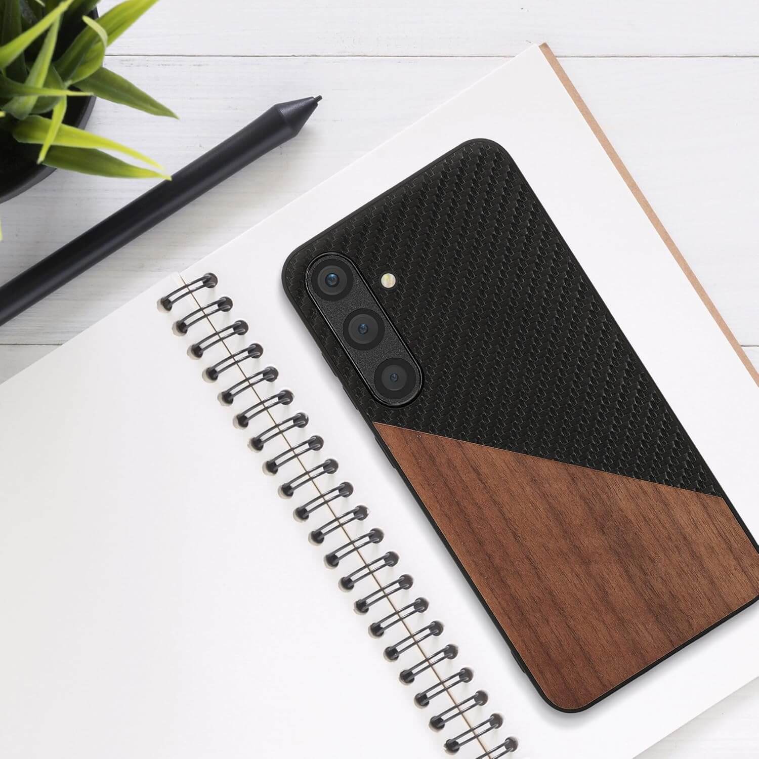 KW Samsung Galaxy S24 Plus Θήκη από Φυσικό Ξύλο και Carbon - Dark Brown / Black