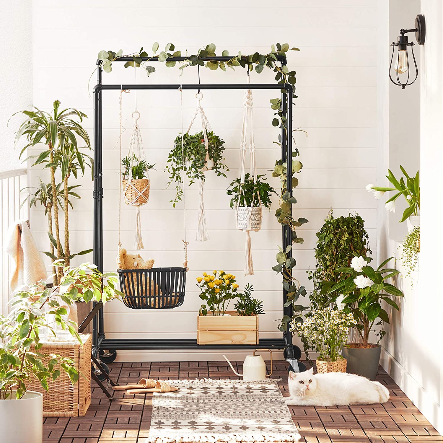 Songmics Τροχήλατη Μεταλλική Κρεμάστρα - Ράγα Ρούχων με Ράφι - Black - HSR60BV1