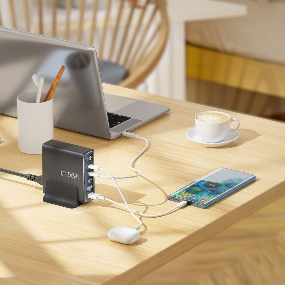 Tech - Protect DC140W - GAN Σταθμός Φόρτισης με 2 Θύρες USB και 3 Θύρες Type - C - PD140W/QC3.0 - Black