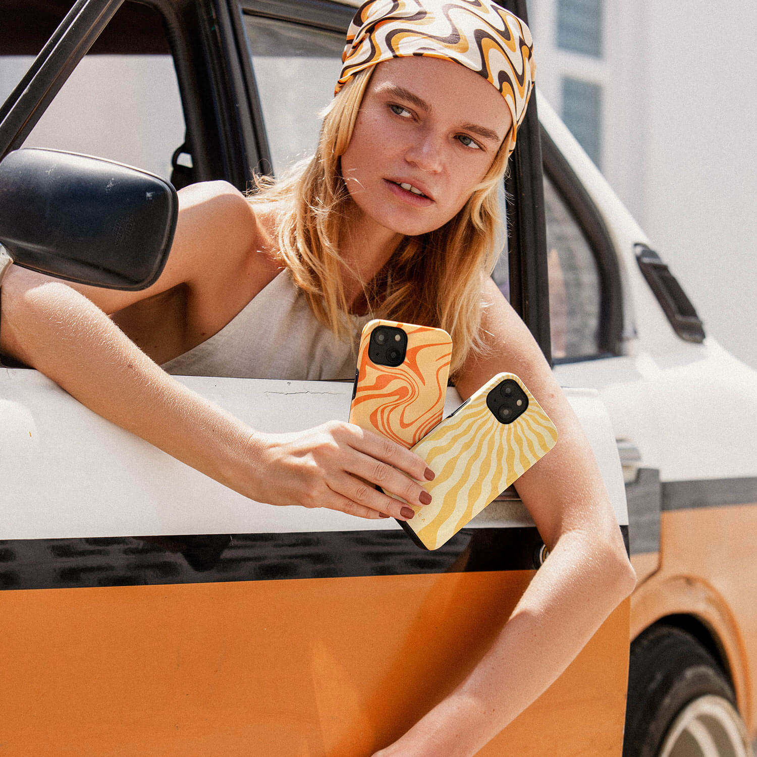 Burga iPhone 13 Fashion Tough Σκληρή Θήκη - High Vibrations