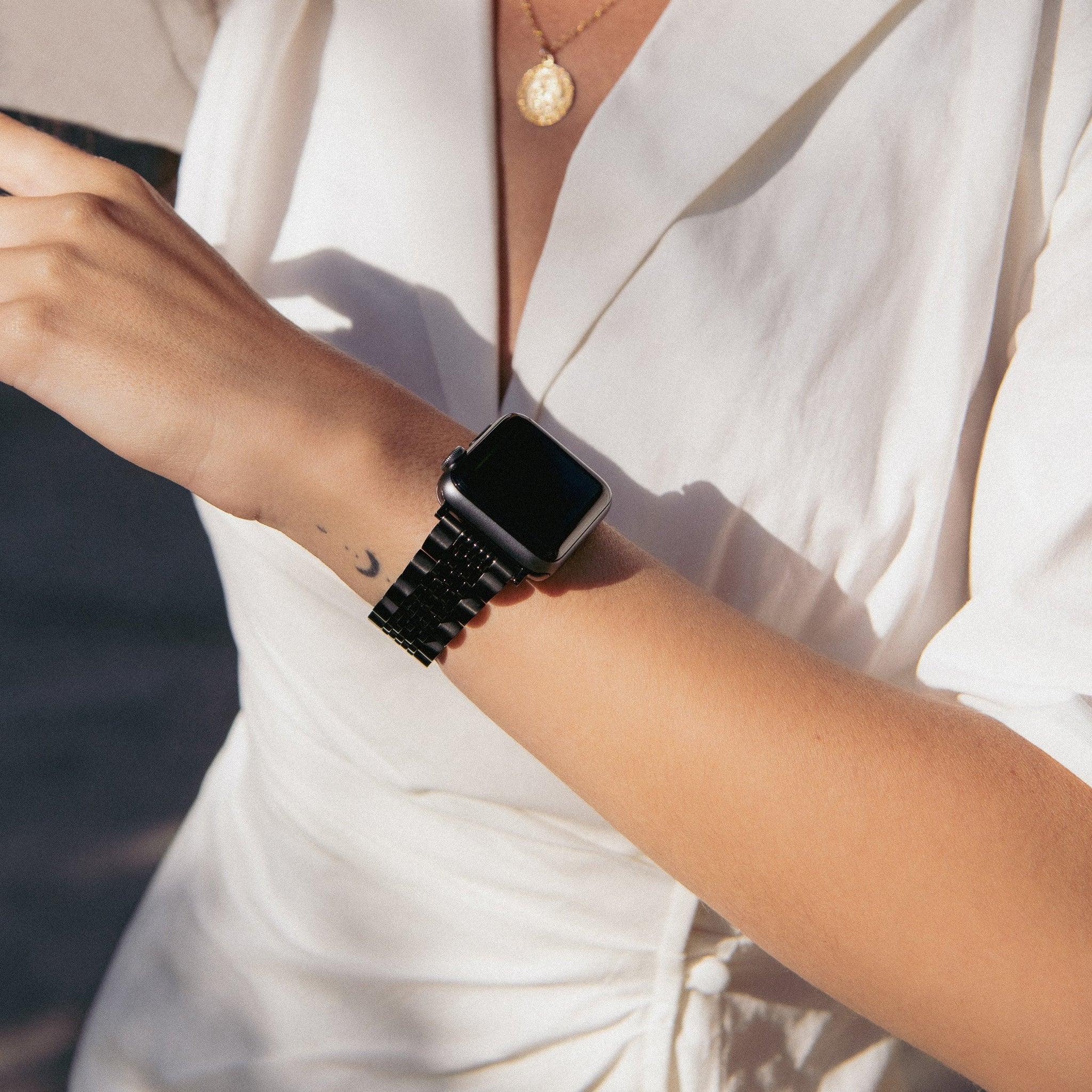 Burga Λουράκι Apple Watch 4/5/6/7/8/9/10/11 - SE (1/2/3) - Ultra (1/2/3) – 44/45/46/49mm - Chic Royal - Black