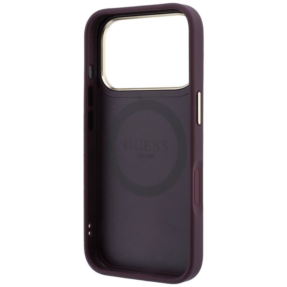 Guess iPhone 17 Pro Max / iPhone 18 Pro Max - Σκληρή Θήκη με Επένδυση Συνθετικού Δέρματος - Stripe Peony 4G Logo MagSafe - Burgundy