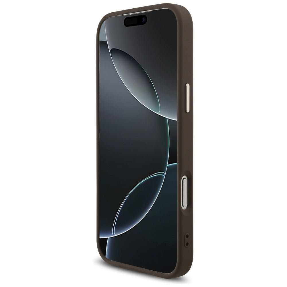 Guess iPhone 17 Pro Max / iPhone 18 Pro Max - Σκληρή Θήκη με Πλαίσιο Σιλικόνης και Επένδυση Συνθετικού Δέρματος - 4G Triangle Logo MagSafe - Brown