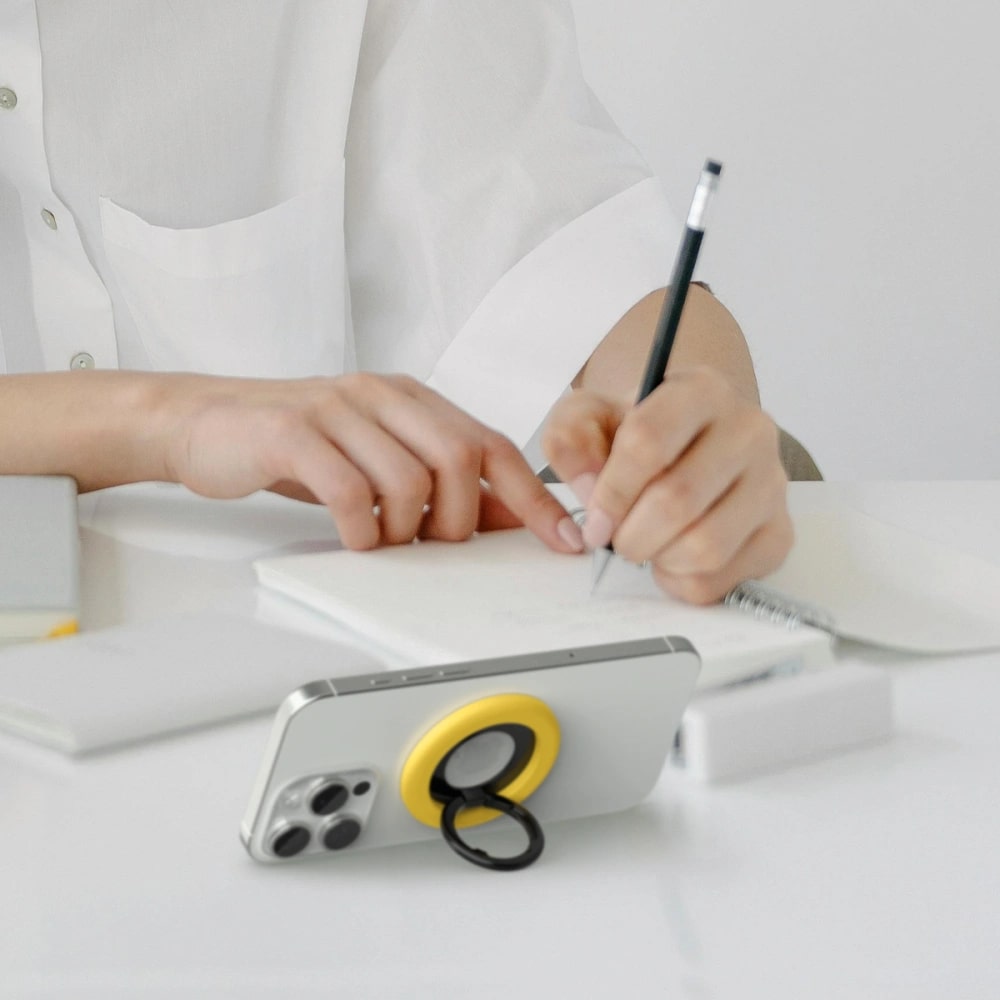 Spigen Nano Pop MagFit - MagSafe Δαχτυλίδι Συγκράτησης Κινητού - Βάση Στήριξης - Mango Yellow