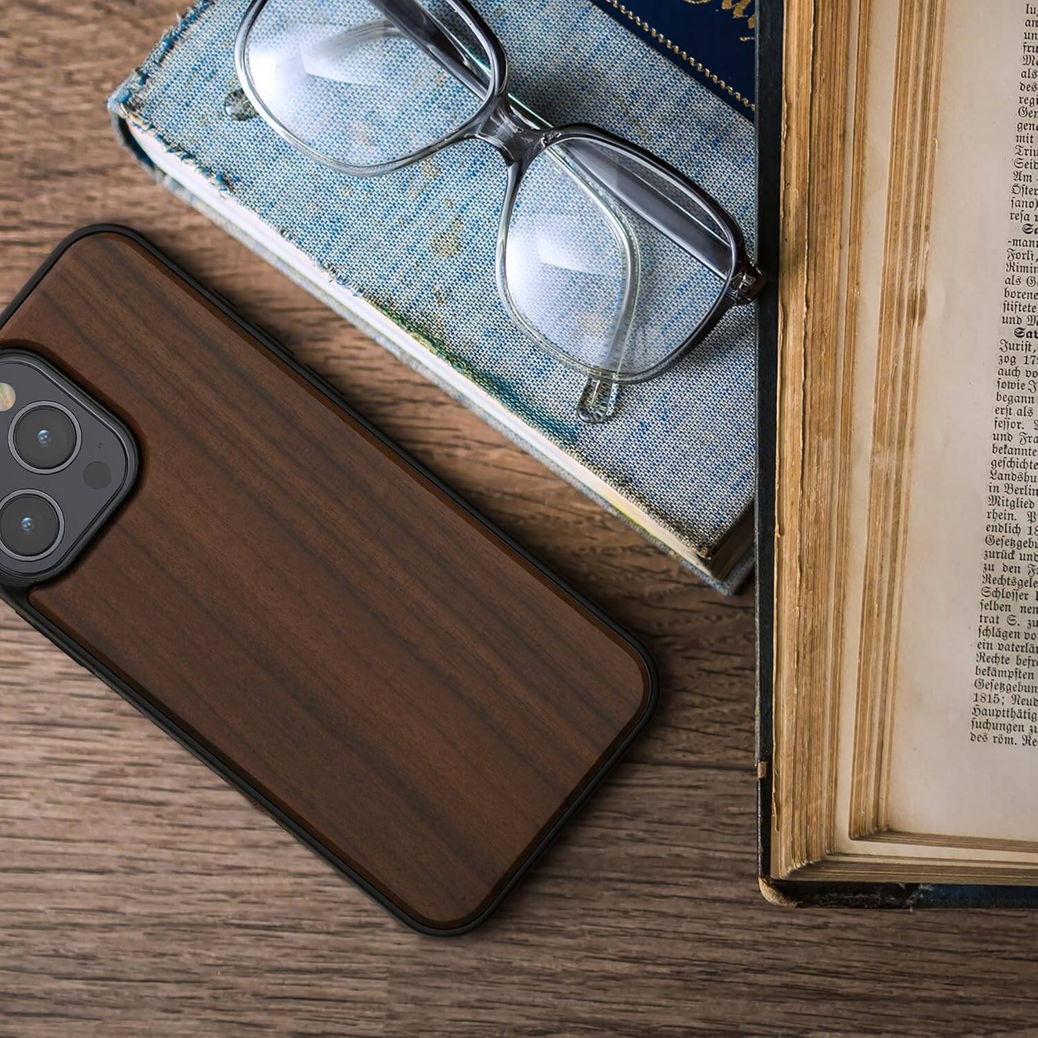 KW iPhone 16 Pro Max Θήκη από Φυσικό Ξύλο - Dark Brown