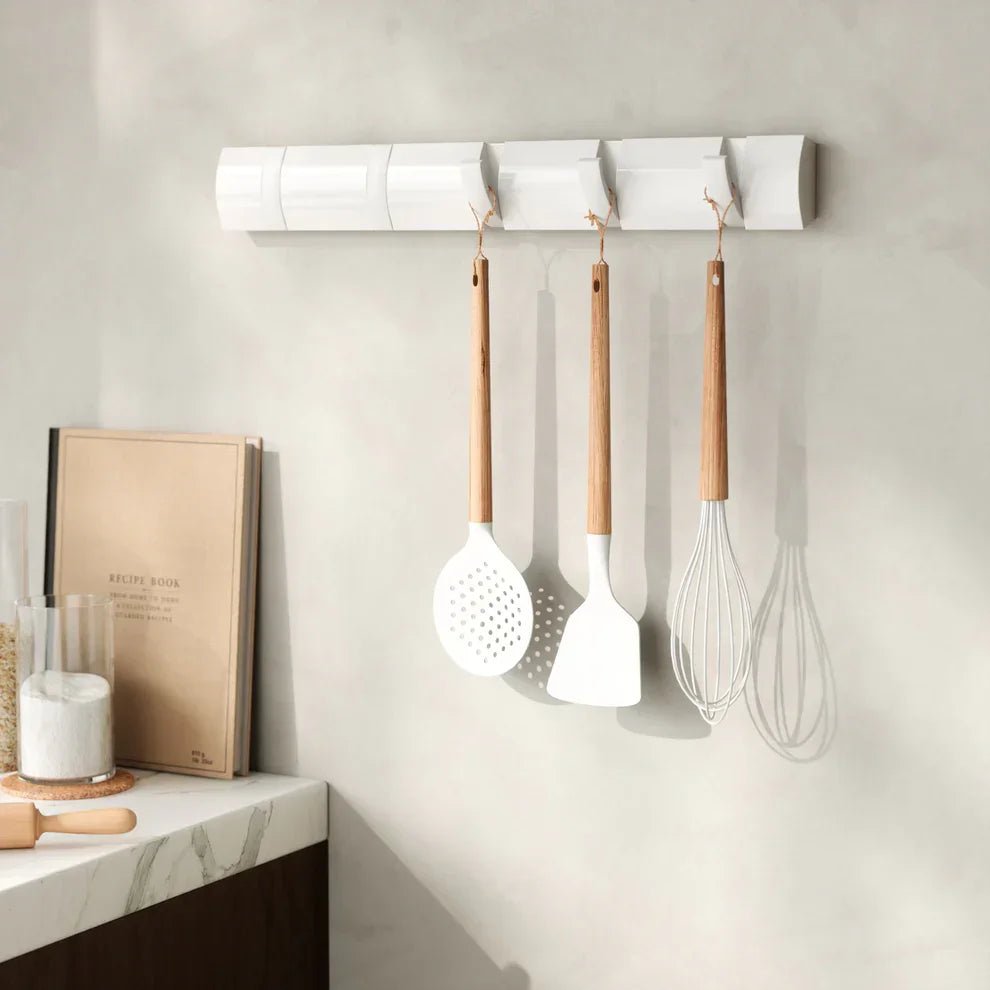 Umbra Flip - Επιτοίχια Ξύλινη Κρεμάστρα με 5 Γάντζους - White