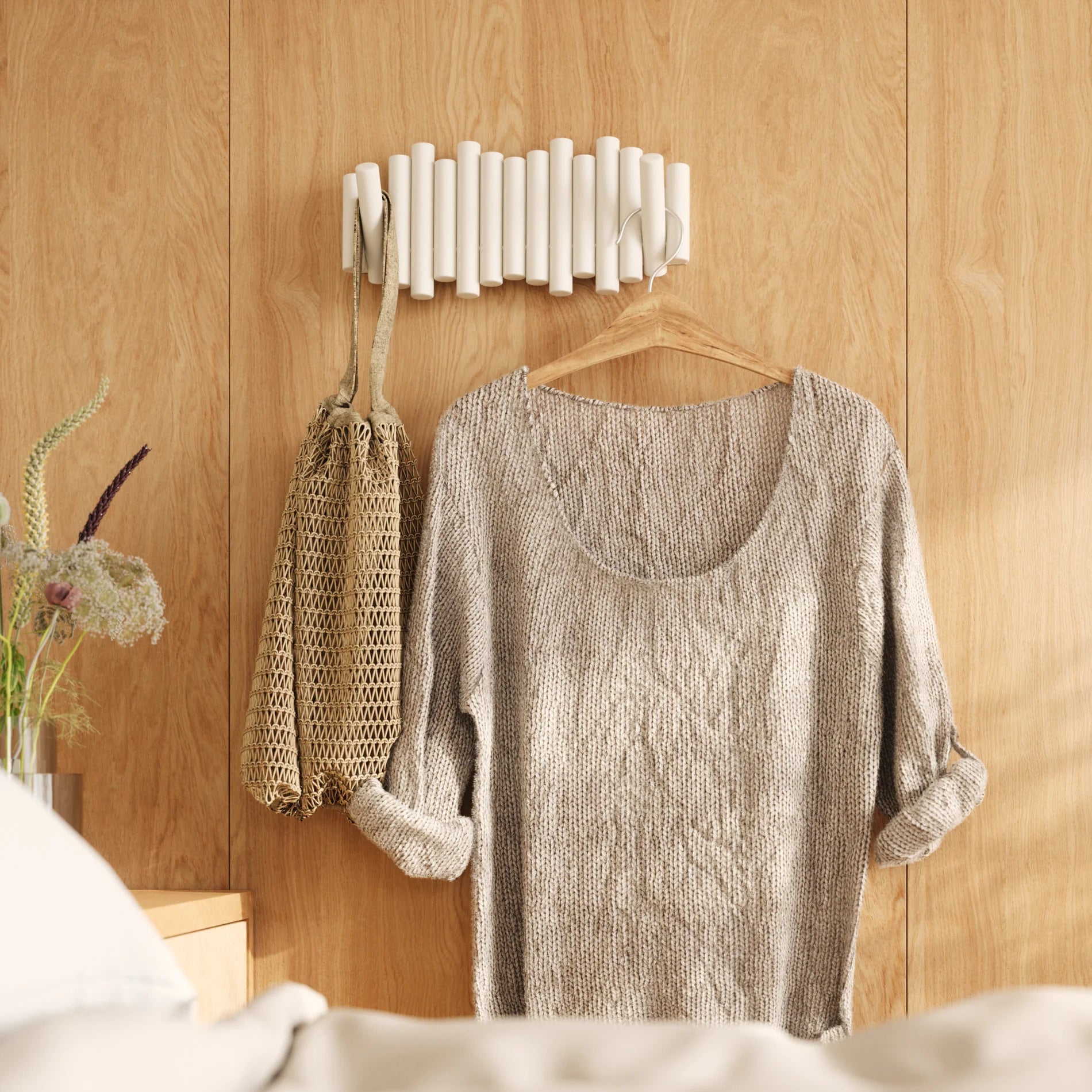 Umbra Ξύλινη Επιτοίχια Κρεμάστρα με 5 Αναδιπλούμενους Γάντζους - Picket - White