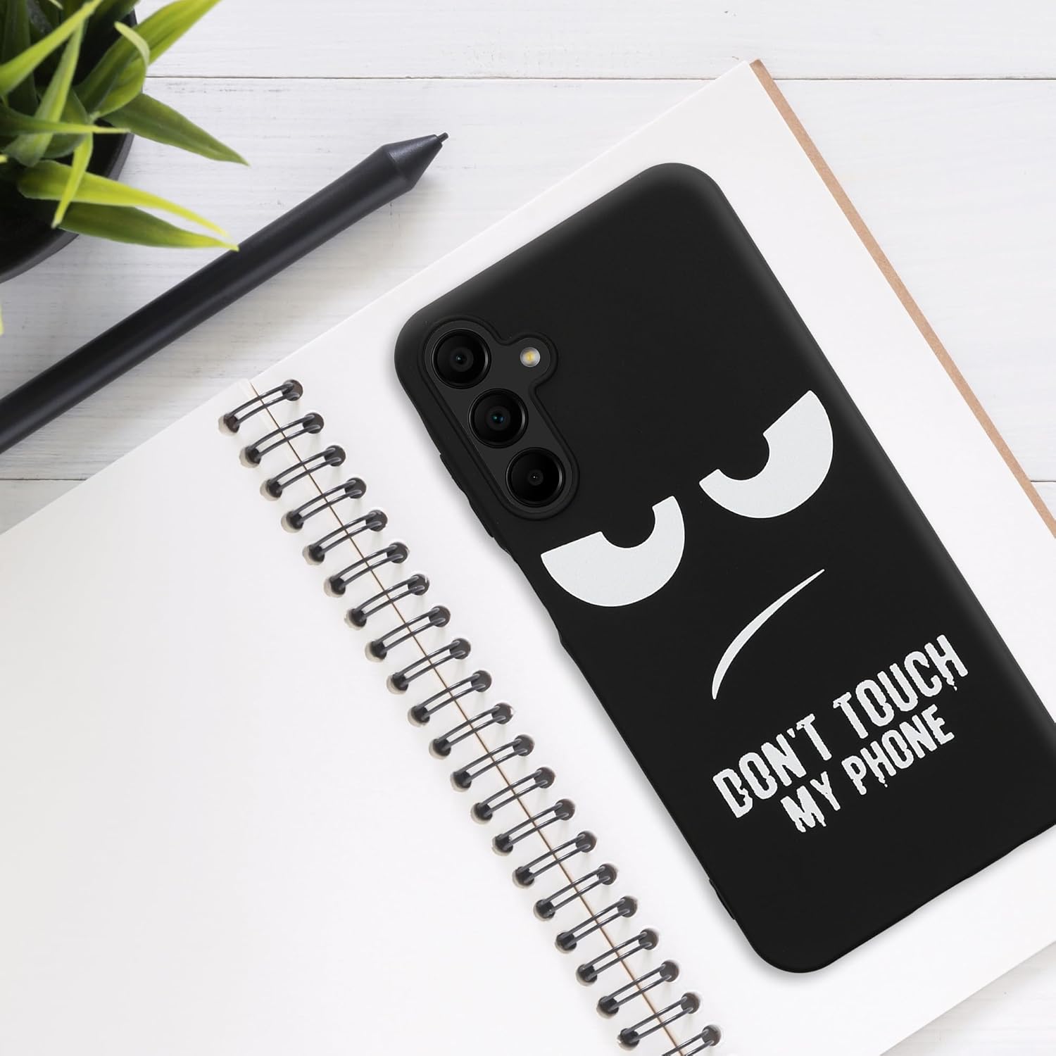 KW Samsung Galaxy A15 4G / A15 5G Λεπτή Θήκη Σιλικόνης TPU - Design Don't Touch My Phone - Black / White