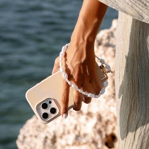 Uniq Coehl Perla Universal Hand Strap - Λουράκι Κινητού για τον Καρπό - White