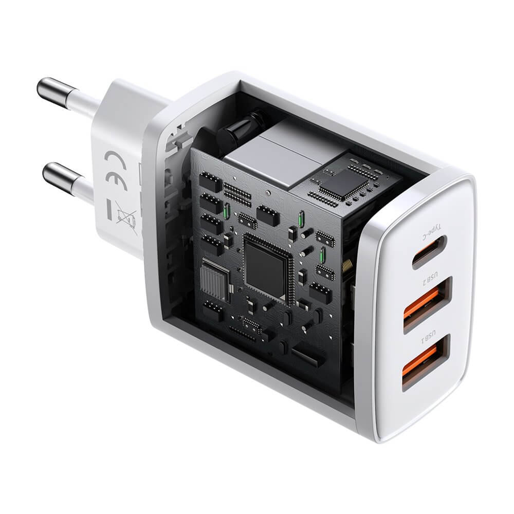 Baseus Compact Οικιακός Φορτιστής Γρήγορης Φόρτισης με 2 Θύρες USB και 1 Θύρα Type - C 30W - White - CCXJ - E02