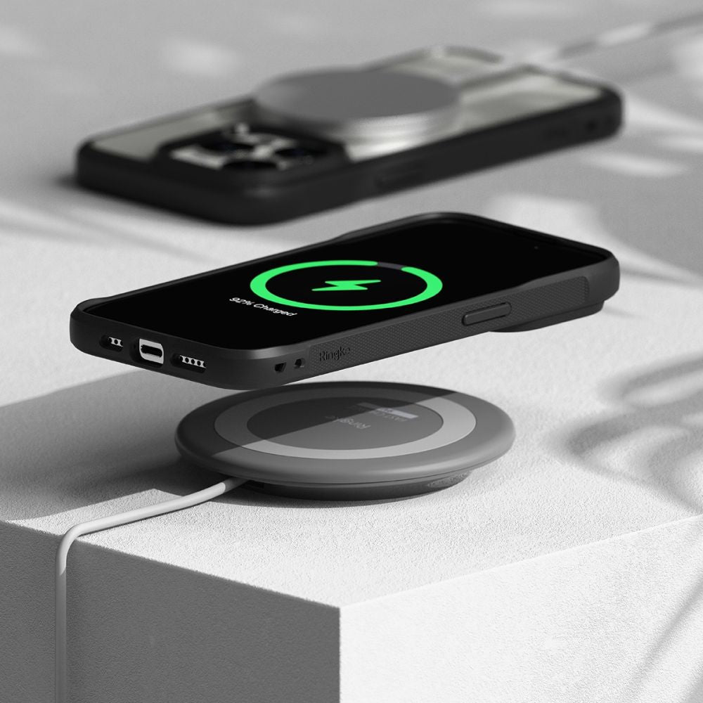 Ringke iPhone 15 Pro Max Fusion Bold Σκληρή Θήκη με Πλαίσιο Σιλικόνης - Matte Black / Ημιδιάφανη