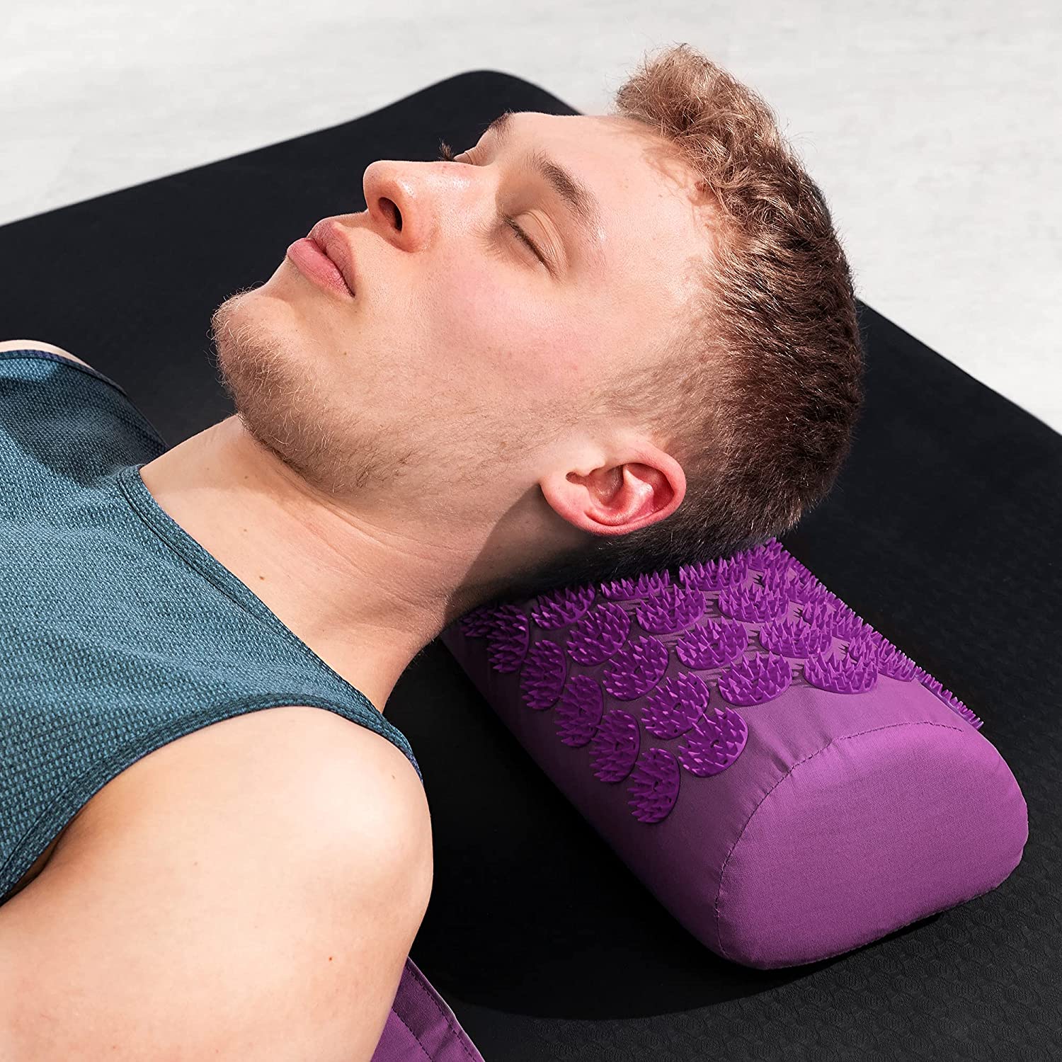 Navaris 2 - in - 1 Acupressure Mat and Pillow Set Σετ 2 σε 1 Χαλάκι και Μαξιλάρι Μασάζ - Purple - 52759.26.26