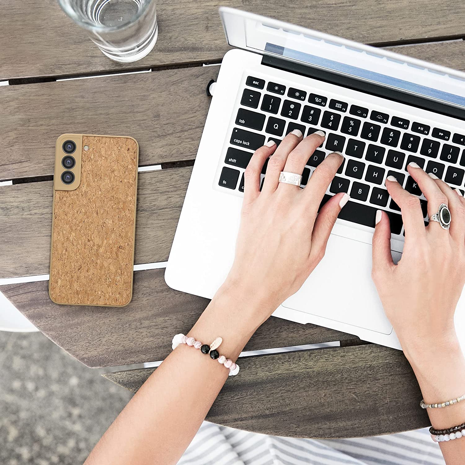 KW Samsung Galaxy S22 Plus Σκληρή Θήκη από Φελλό με Πλαίσιο Σιλικόνης - Light Brown - 58220.24