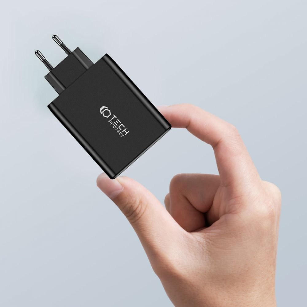Tech - Protect NC100W - GAN 4 QC3.0 Οικιακός Φορτιστής Γρήγορης Φόρτισης με 3 Θύρες Type C και 1 Θύρα USB - Black