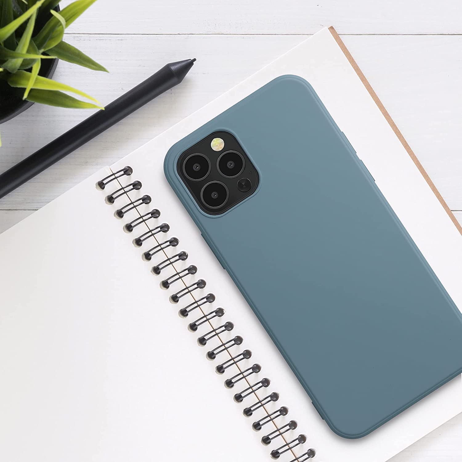 KW iPhone 12 / iPhone 12 Pro Θήκη Σιλικόνης Rubberized TPU - Stone Blue - 53844.206