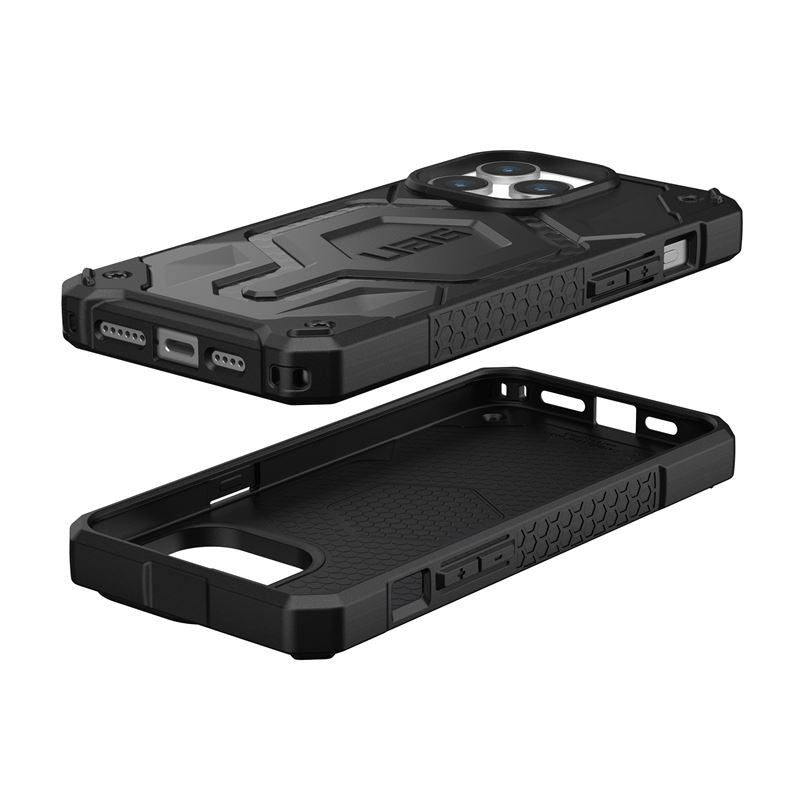 UAG iPhone 15 Pro Max Monarch Pro Series Σκληρή Θήκη με MagSafe - Carbon Fiber