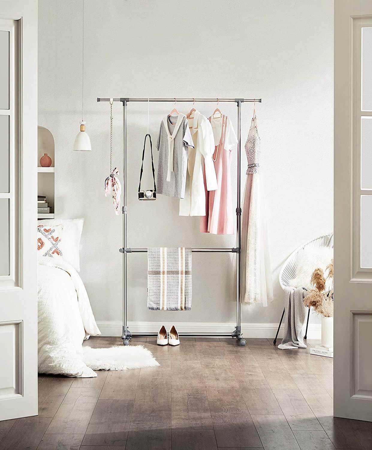 Songmics Τροχήλατη Κρεμάστρα Δαπέδου - Ράγα Ρούχων με Ρυθμιζόμενο Ύψος - Grey - LLR401