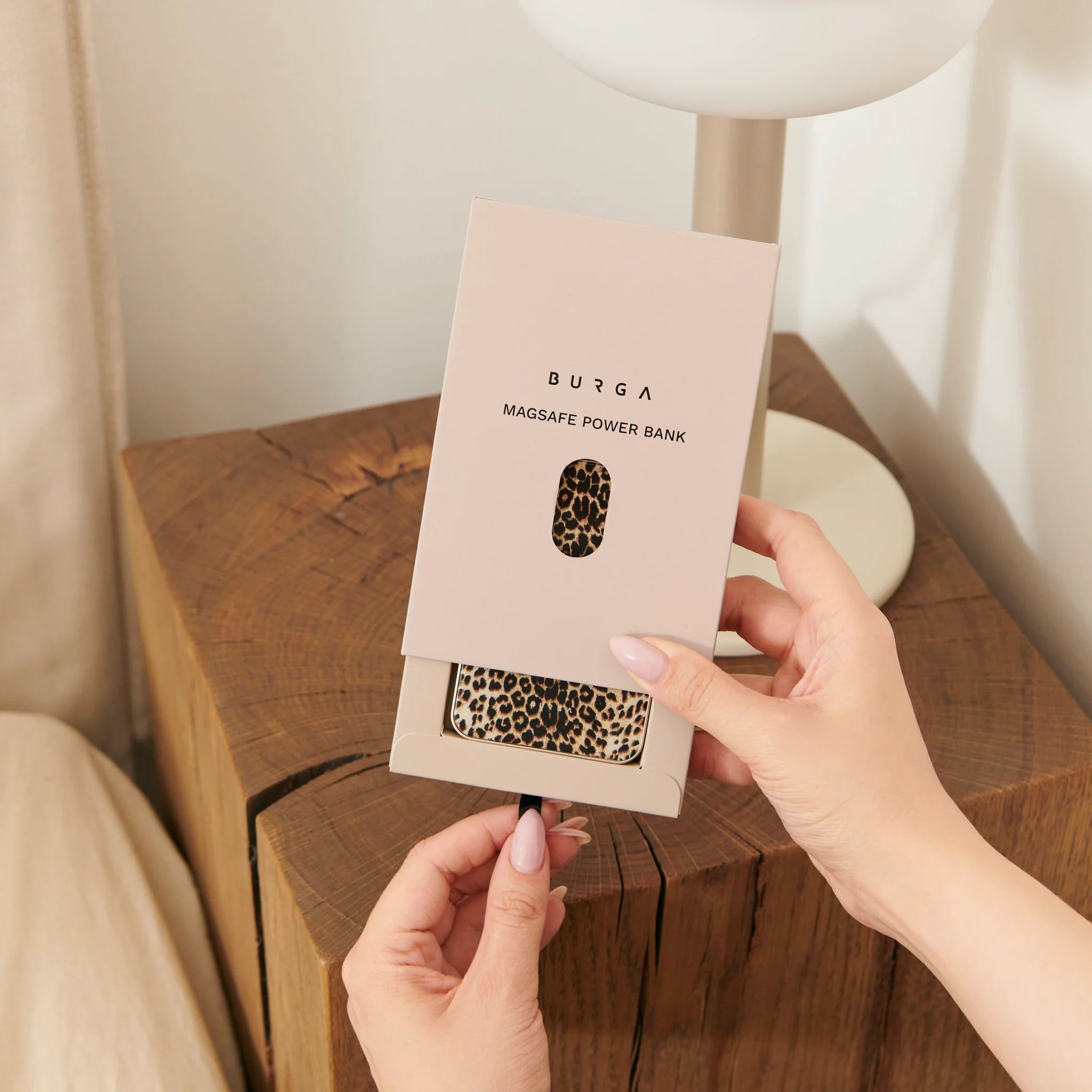 Burga Μαγνητικό Ασύρματο MagSafe PowerBank 5000mAh με Καλώδιο Type - C to Type - C - Gunmetal - Player