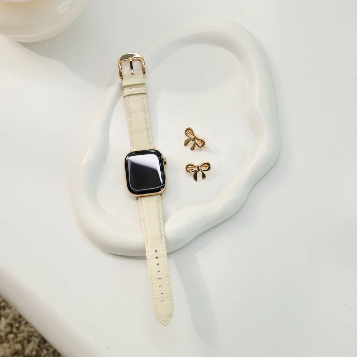 Burga Λουράκι Apple Watch 4/5/6/7/8/9/10/11 - SE (1/2/3) - Ultra (1/2/3) – 44/45/46/49mm - Leather Band - Buttermelt / Gold