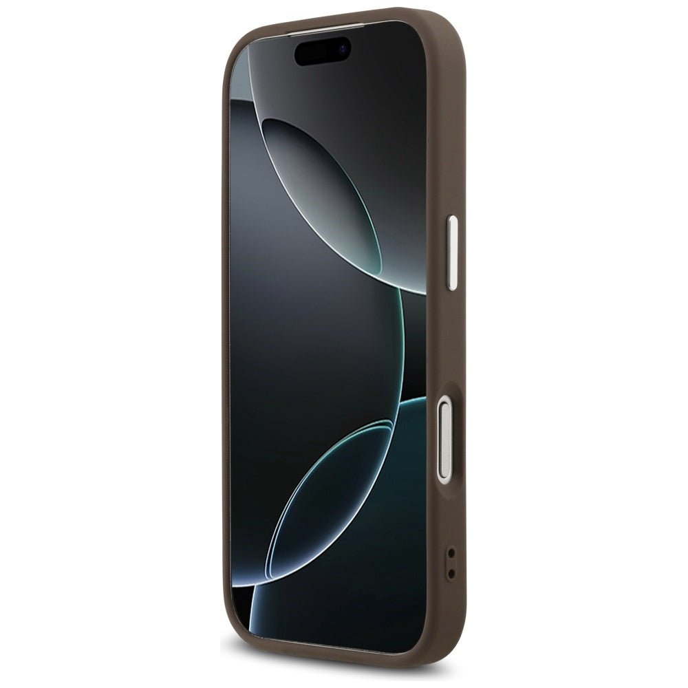 Guess iPhone 17 Pro - 4G Classic Logo MagSafe - Σκληρή Θήκη με Πλαίσιο Σιλικόνης και Επένδυση Οικολογικού Δέρματος - Brown - GUHMP17LP4GSSMCW