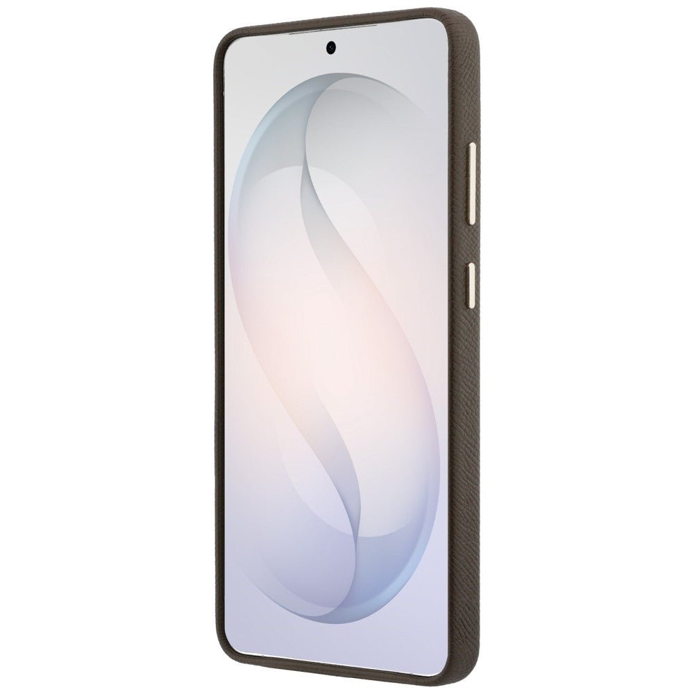 Guess Samsung Galaxy S26 Ultra - Σκληρή Θήκη με Επένδυση από Οικολογικό Δέρμα - Grained Big 4G Metal Logo - Brown