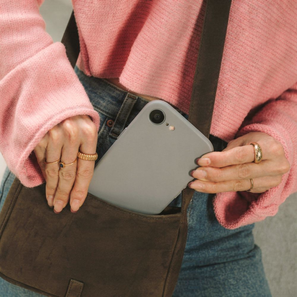 Tech - Protect iPhone 16e / iPhone 17e - Θήκη Σιλικόνης TPU - Silicone MagSafe - Stone Grey