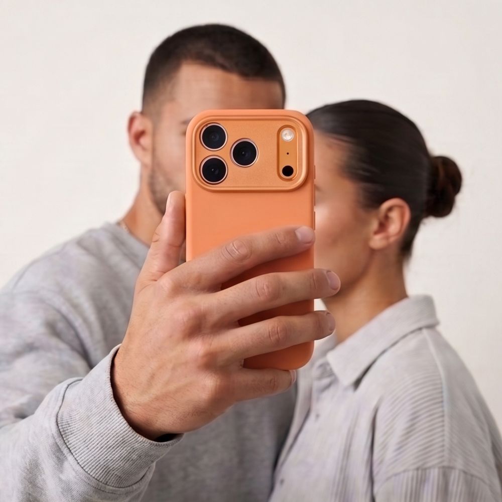 Tech-Protect iPhone 18 Pro Max / iPhone 17 Pro Max - Σκληρή Θήκη με Πλαίσιο Σιλικόνης και MagSafe - Uniq MagSafe CC - Cosmic Orange