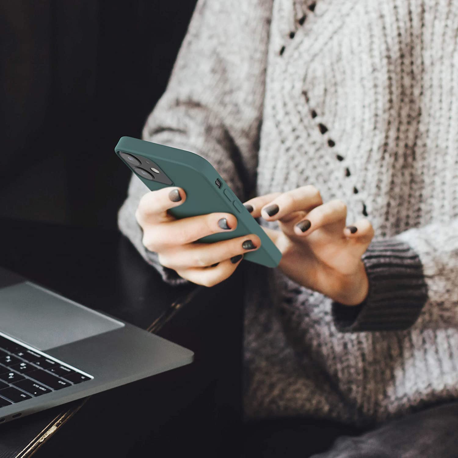 KW iPhone 12 / iPhone 12 Pro Θήκη Σιλικόνης Rubber TPU - Moss Green - 52641.169